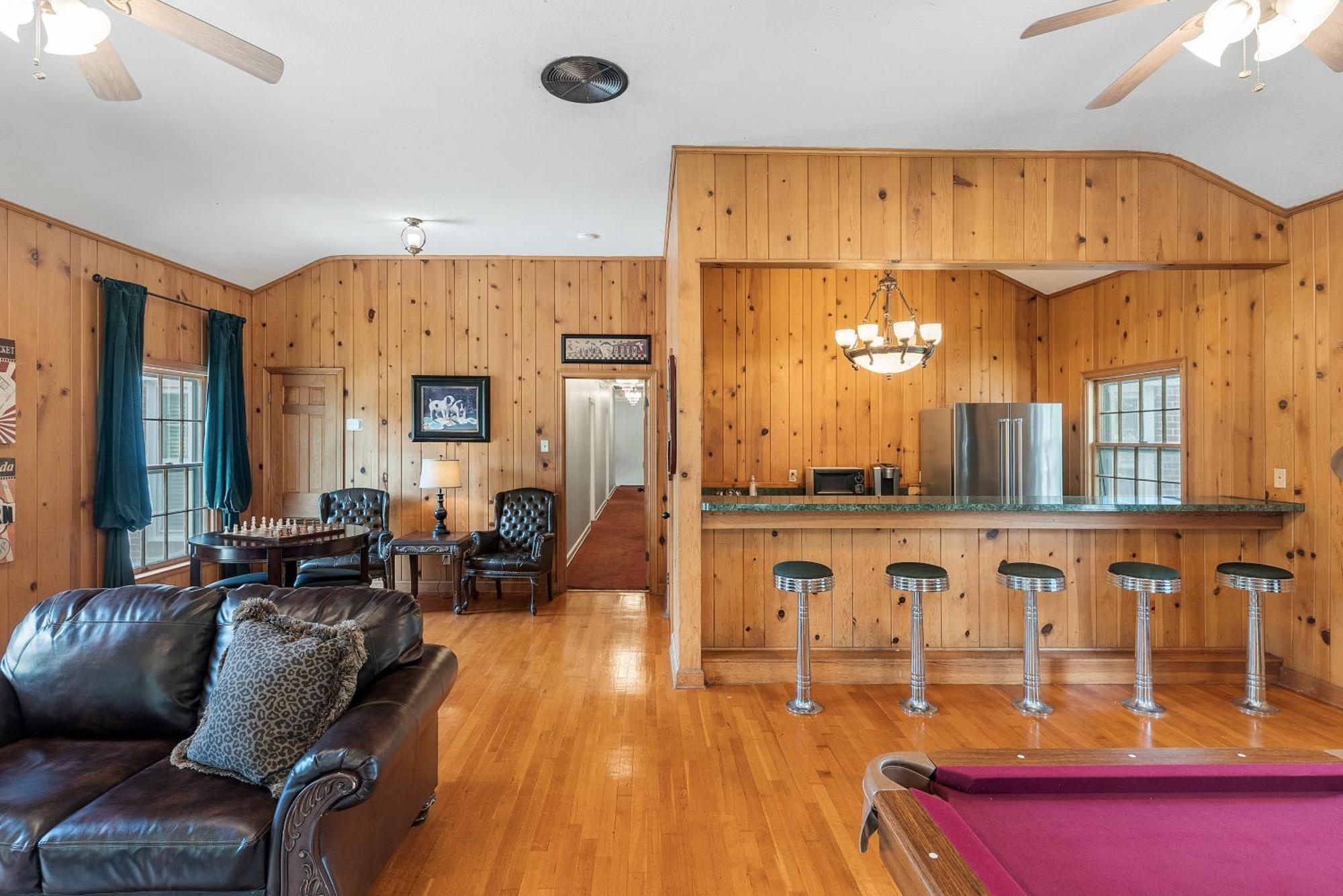 Beland Mansion-Blue Jay Suite! Fort Smith Zewnętrze zdjęcie